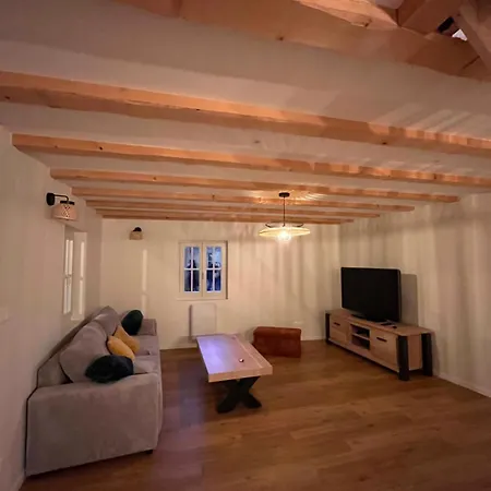 La Cour Du Vigneron *